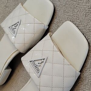 GUESS Women's White Patent Leather Quilted Slide Sandals
